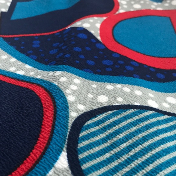 Lularoe Print Cassie Skirt size small - Picture 6 of 6